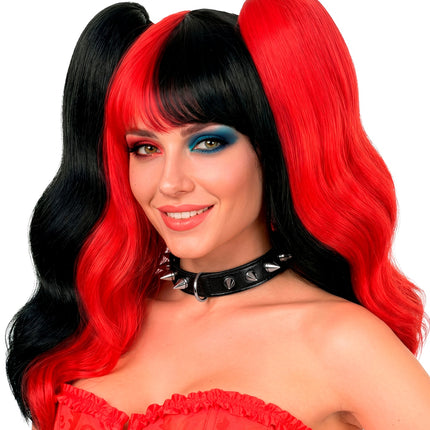 Pruik en hairextensions harlekijn voor dames close-up – pruiken
