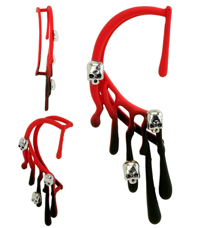 Oorcuff bloed en schedels in rood met zwarte druipers en drie zilverkleurige schedeltjes