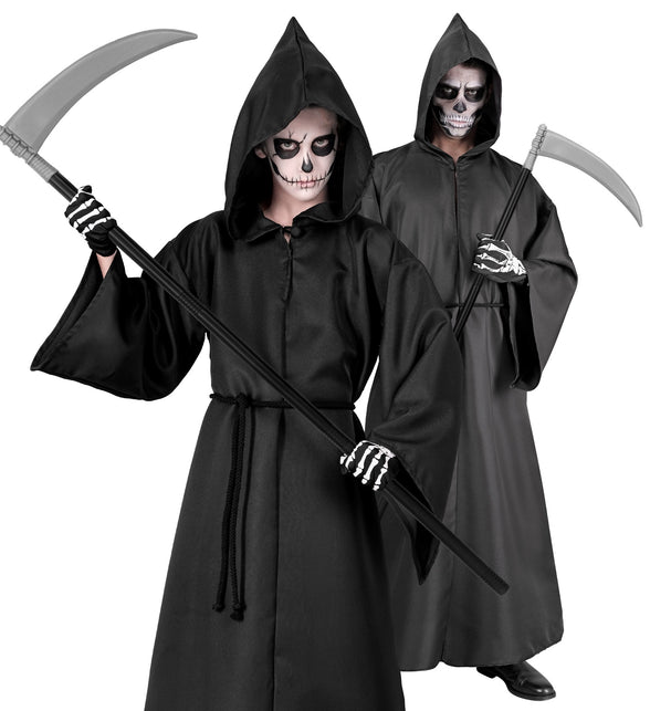Inklapbare zeis vastgehouden bij zwarte gewaden met schedelschmink voor Halloween