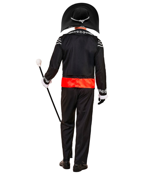 Achterkant van het mariachi kostuum heren met zwarte broek, rode band en zwarte sombrero