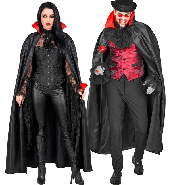 Satijn vampier cape zwart met rode staankraag, gedragen door dame en heer voor Halloween