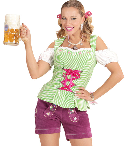 Beierse blouse dames gedragen met korte lederhosen tijdens een bierfeest, groen geruit met hartvormig lijfje