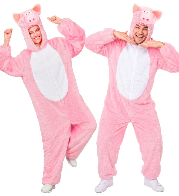 Varkenspak roze pluche jumpsuit met witte buik en varkenskop op de capuchon, gedragen door dame en heer