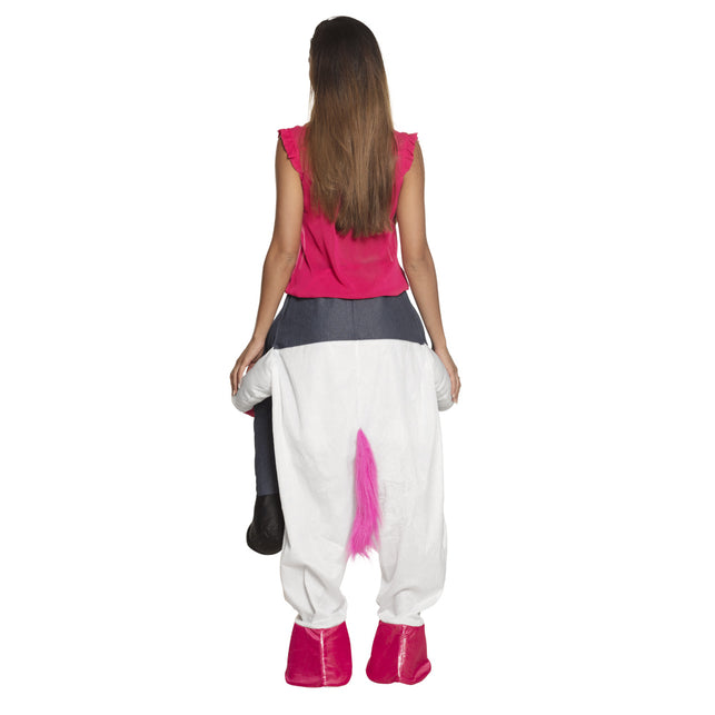 Achterkant van de witte eenhoorn instapbroek met roze pluimstaart en roze voetstukken