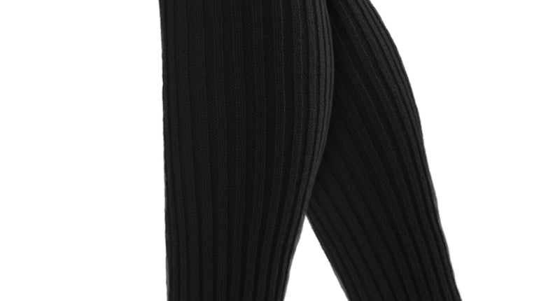 Beenwarmers basic zwart, rib gebreid en 40 cm lang, gedragen tot over de knie voor een jaren 80-feest