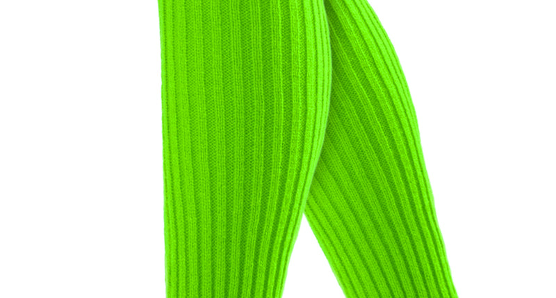 Beenwarmers neon groen, geribbeld gebreid en 40 cm lang, gedragen tot over de kuit voor een jaren 80-feest