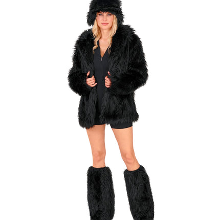 Beenwarmers pluche zwart Sanne onder de knie gedragen bij een korte broek voor carnaval