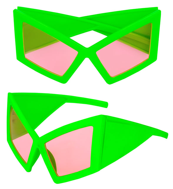 Neongroene oversized feestbril met vijfhoekige roze glazen en brede poten