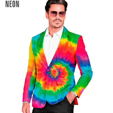 Colbert tie dye neon met felle spiraalprint over voorpand en mouwen, gedragen met wit overhemd