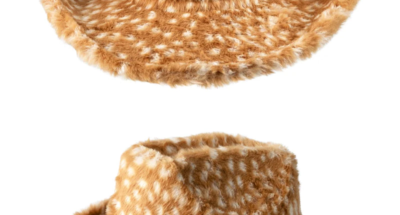 Cowboyhoed van bontlook met bruin-witte hertenprint en opgekrulde rand, voor een westernfeest