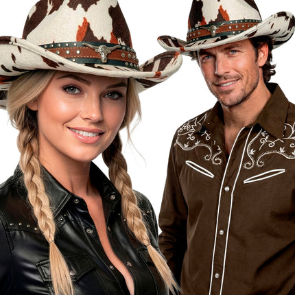 Cowboyhoed koeienprint gedragen door dame en heer bij een westernfeest