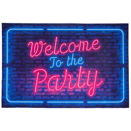Deurmat Welcome to the party van bovenaf, roze en blauwe neontekst met blauw kader op donkerblauwe bakstenenprint