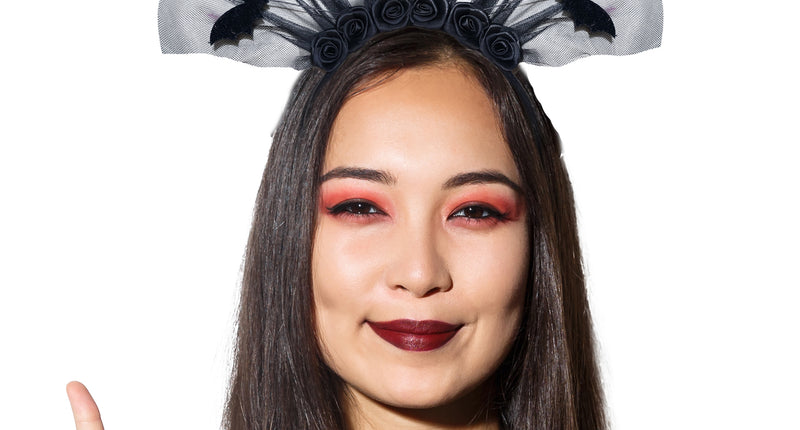 Diadeem bloem vleermuizen zwart met tule waaier, vleermuisjes en satijnen roosjes voor Halloween