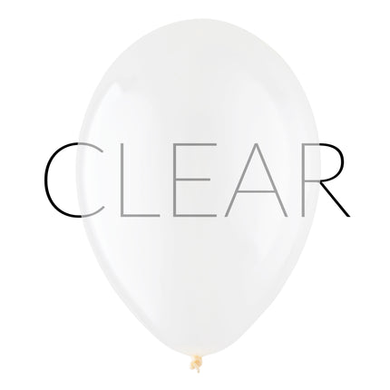 Doorzichtige latex ballon van 30 cm opgeblazen, met geknoopt mondstuk onderaan