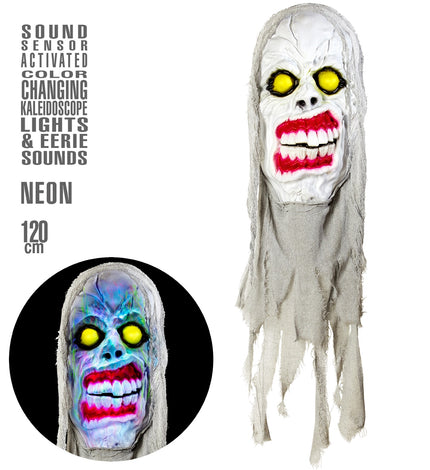Hangende demon met grijze gaaskap van 120 cm, wit en in kleurwisselend licht als halloweendecoratie