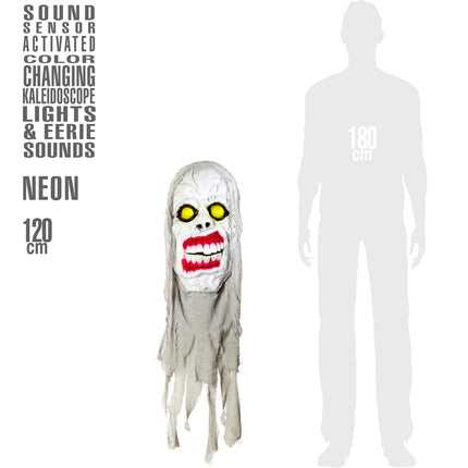 Hangende demon met kap naast een silhouet van 180 cm voor een indruk van de lengte van 120 cm