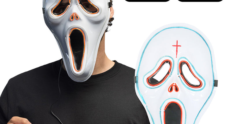 LED masker Spook wit met rood oplichtende ogen en mond, gedragen met het batterijkastje in de hand voor Halloween