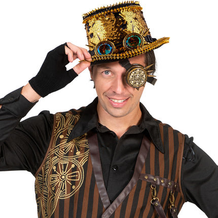 Man draagt gouden steampunk hoed met bril op de rand tijdens een themafeest