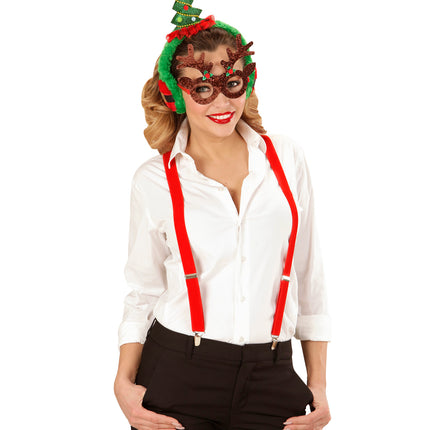 Oorwarmers met kerstboom bij een dame, glitterboom met kralenslinger en pompons