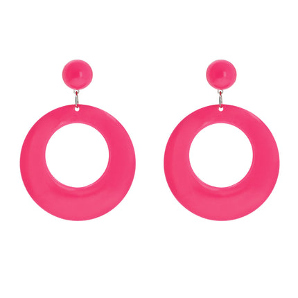 Paar retro oorbellen neonroze, twee open ringhangers onder een glanzend roze bolletje