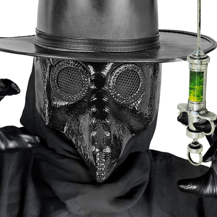 Pestdokter snavelmasker in donkere griezellook voor Halloween, close-up