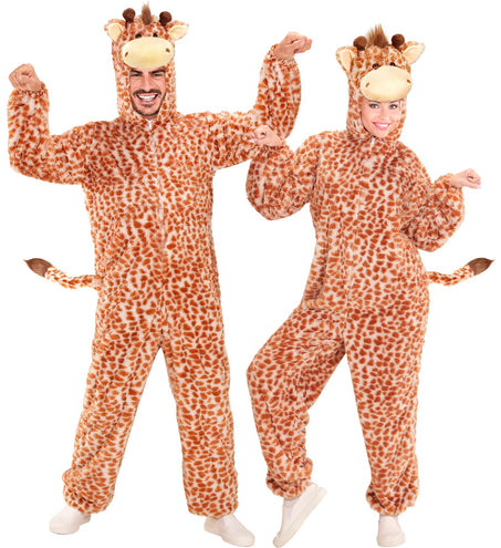 Plushe giraffe pak Gary in bruin-wit, gedragen door man en vrouw met capuchon en staart