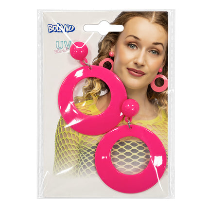 Retro oorbellen neonroze op de Boland-verpakking met de aanduiding UV Blacklight