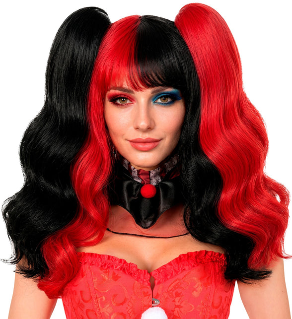 Rood-zwarte harlekijnpruik met twee opgeclipte staarten voor Halloween