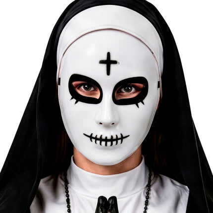 Satanisch masker wit bij zwart-witte nonnenlook, omgekeerd kruis op voorhoofd