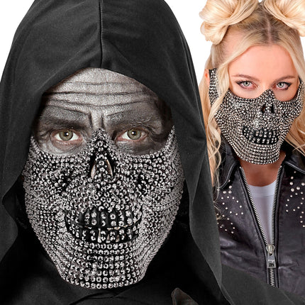 Schedelmasker strass onder zwarte capuchon, zilveren steentjes rond zwarte tanden