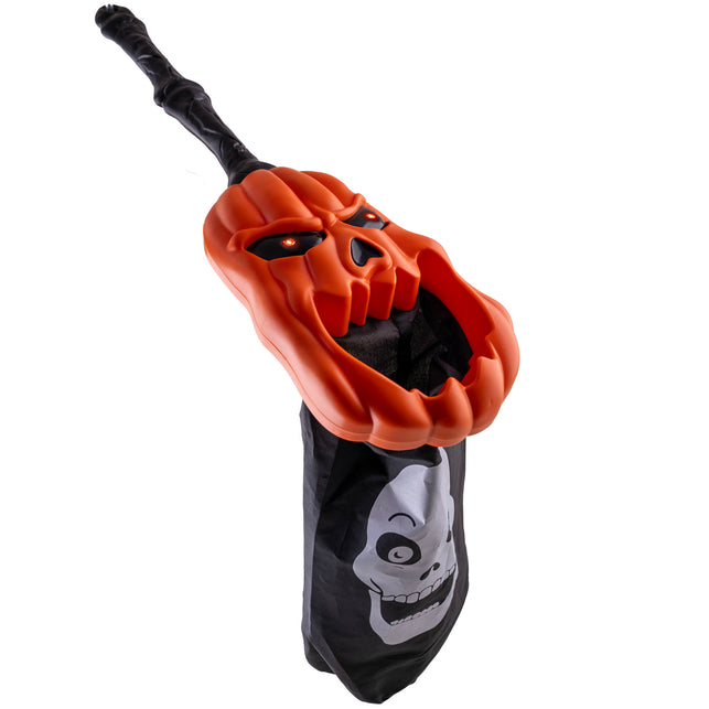Snoepzak Halloween met oranje pompoenkop, open mond en zwarte zak met wit doodshoofd