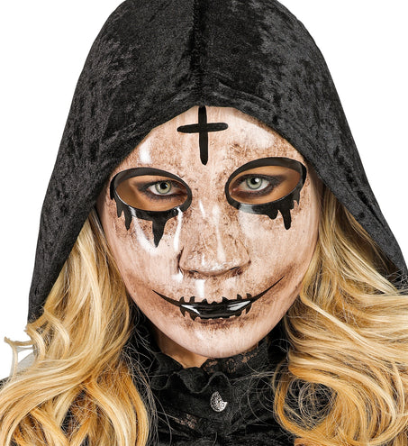 Spook masker op dame met zwarte fluwelen capuchon en blonde krullen