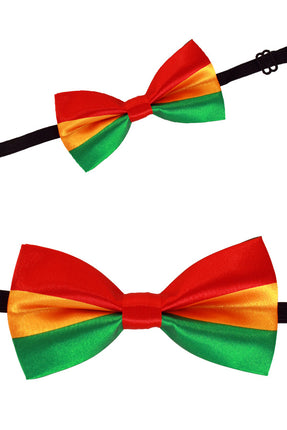 Vlinderstrik rood geel groen met glanzende kleurbanen en zwart elastiek, voorgestrikt voor carnaval