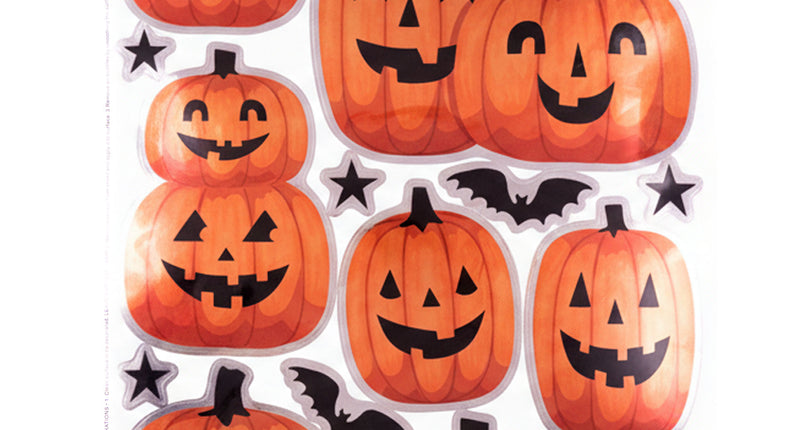 Windowstickers pompoen: vel met oranje pompoenkoppen, zwarte vleermuizen en sterren voor Halloween