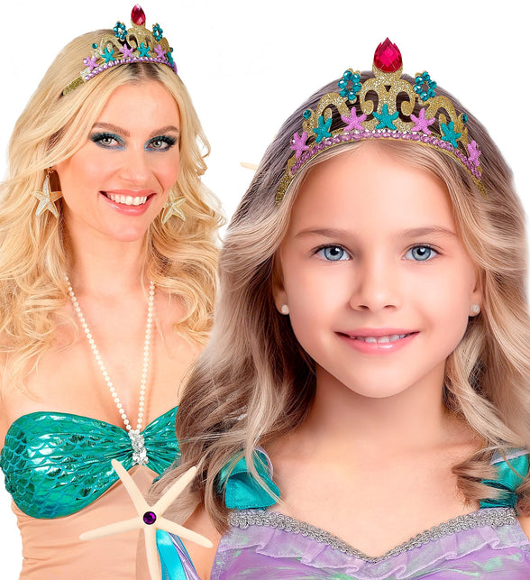 Zeemeermin tiara gedragen door vrouw en meisje bij een sprookjesfeest