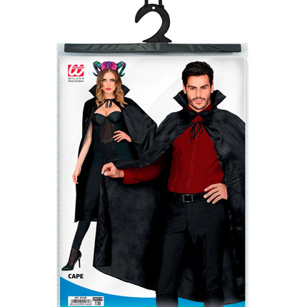 Zwarte cape 130cm in verpakking met hanger en lengteaanduiding 130 cm