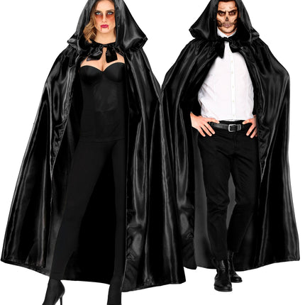 Zwarte cape met capuchon bij vampier- en skeletschmink voor Halloween