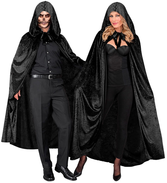 Zwarte fluwelen cape met kap 140 cm gedragen door man en vrouw, met schedelschmink voor Halloween